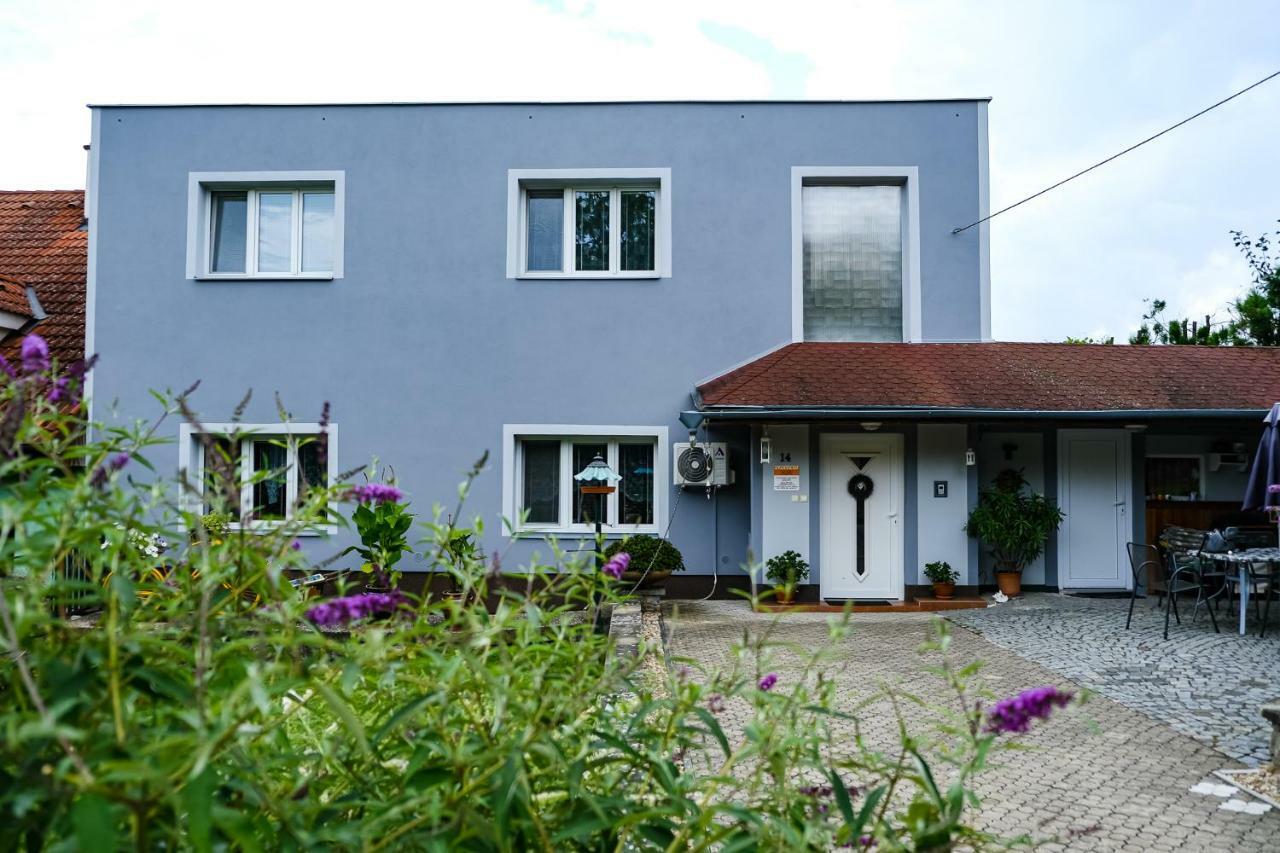 Apartment Livi Mikulov Kültér fotó